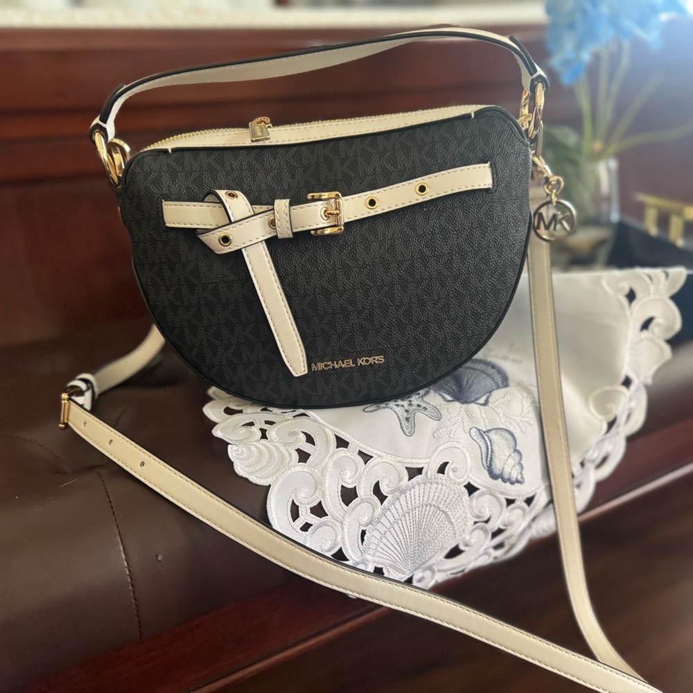 Michael Kors Black and Cream Crossbody Bag